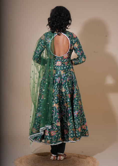 Green Floral Embroidered Silk Anarkali - Liza’s FashionLiza’s FashionAnarkaliXXSGreen Floral Embroidered Silk Anarkali
